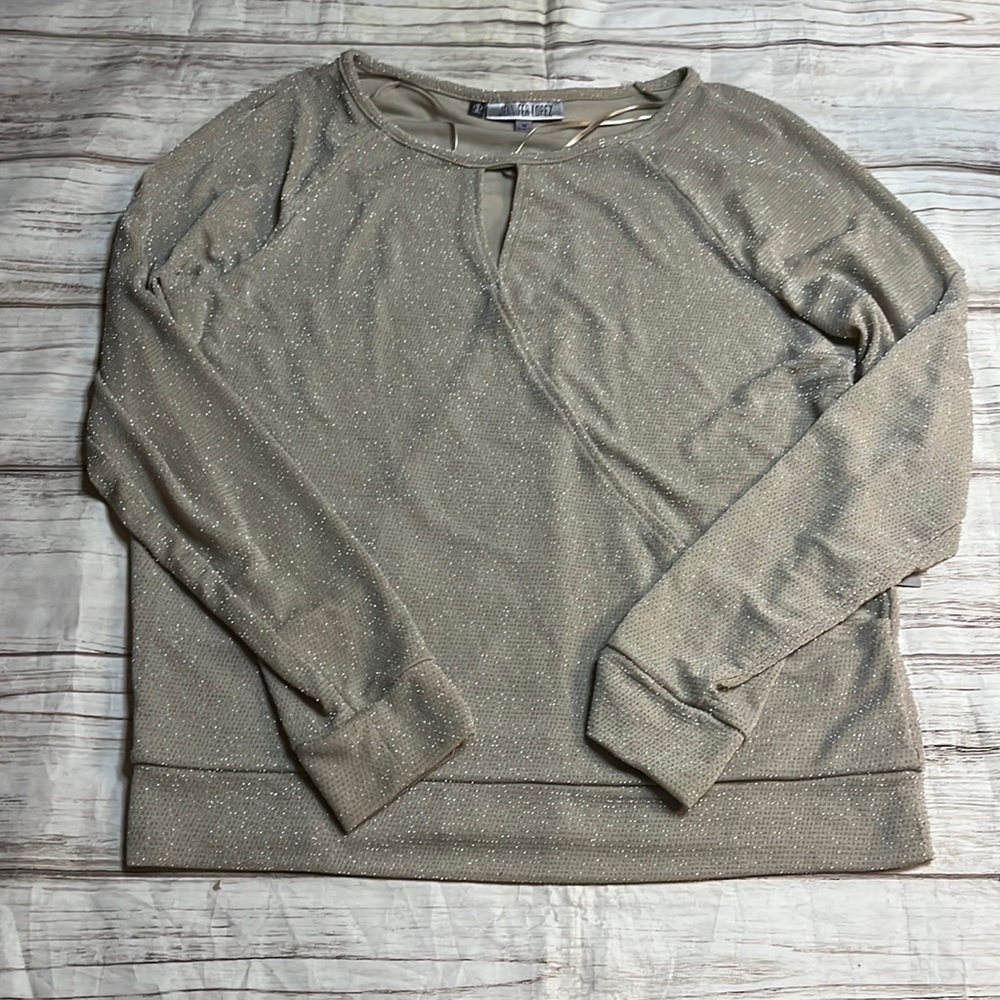 NWT Jennifer Lopez Top